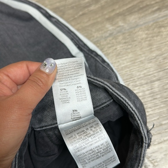 MOTHER The Shaker Prep Fray in Dear Mr. Black Racer Jeans Sz 28 - Picture 13 of 13